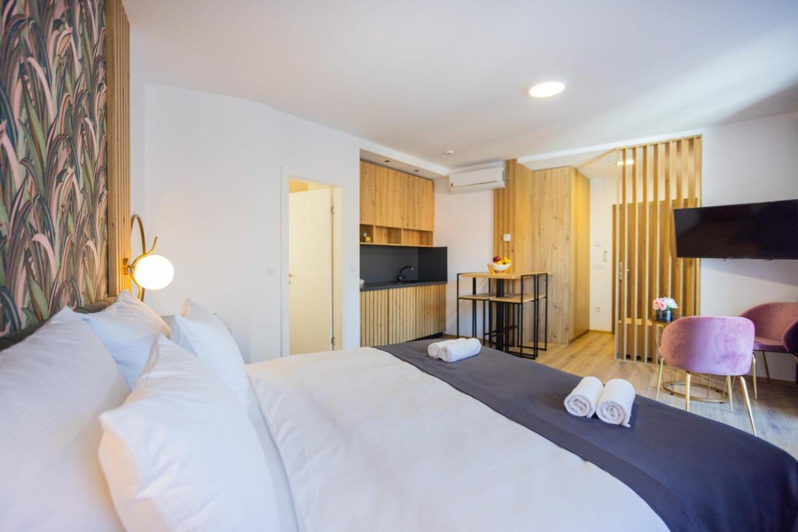 Appartement Happy House Old Town Luxury à SJJ Extérieur photo