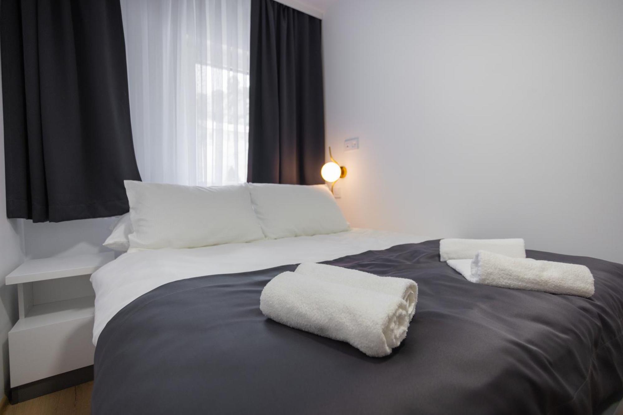 Appartement Happy House Old Town Luxury à SJJ Extérieur photo