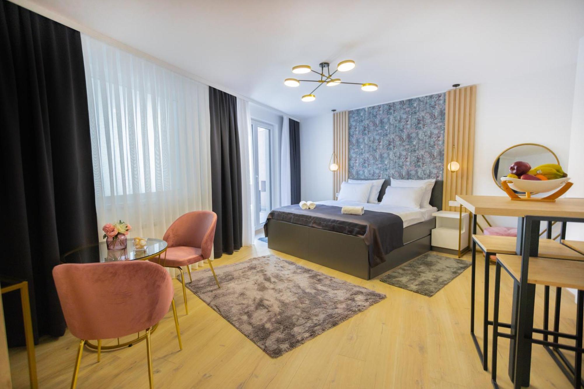 Appartement Happy House Old Town Luxury à SJJ Extérieur photo